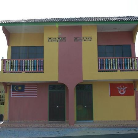 My Friend Homestay Kota Bharu Buitenkant foto